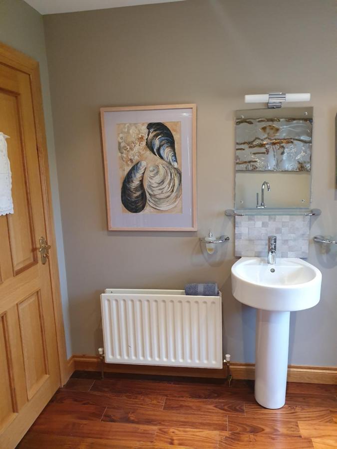 Lynster House Hotel Monaghan Bagian luar foto