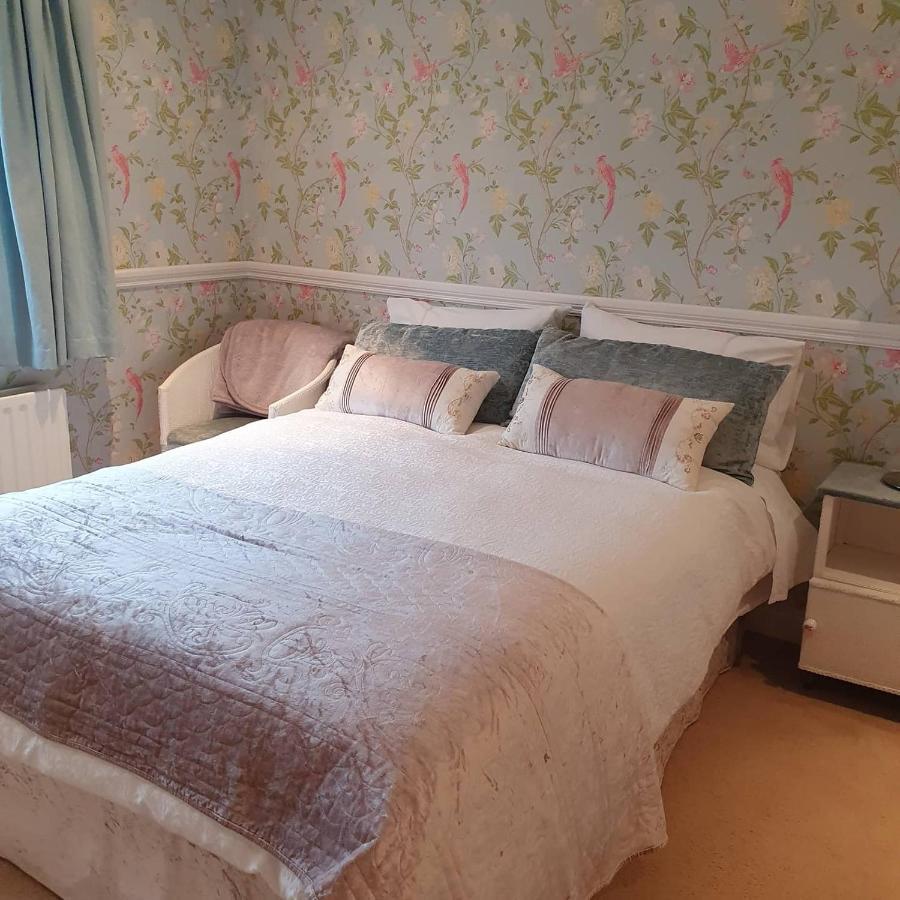 Lynster House Hotel Monaghan Bagian luar foto