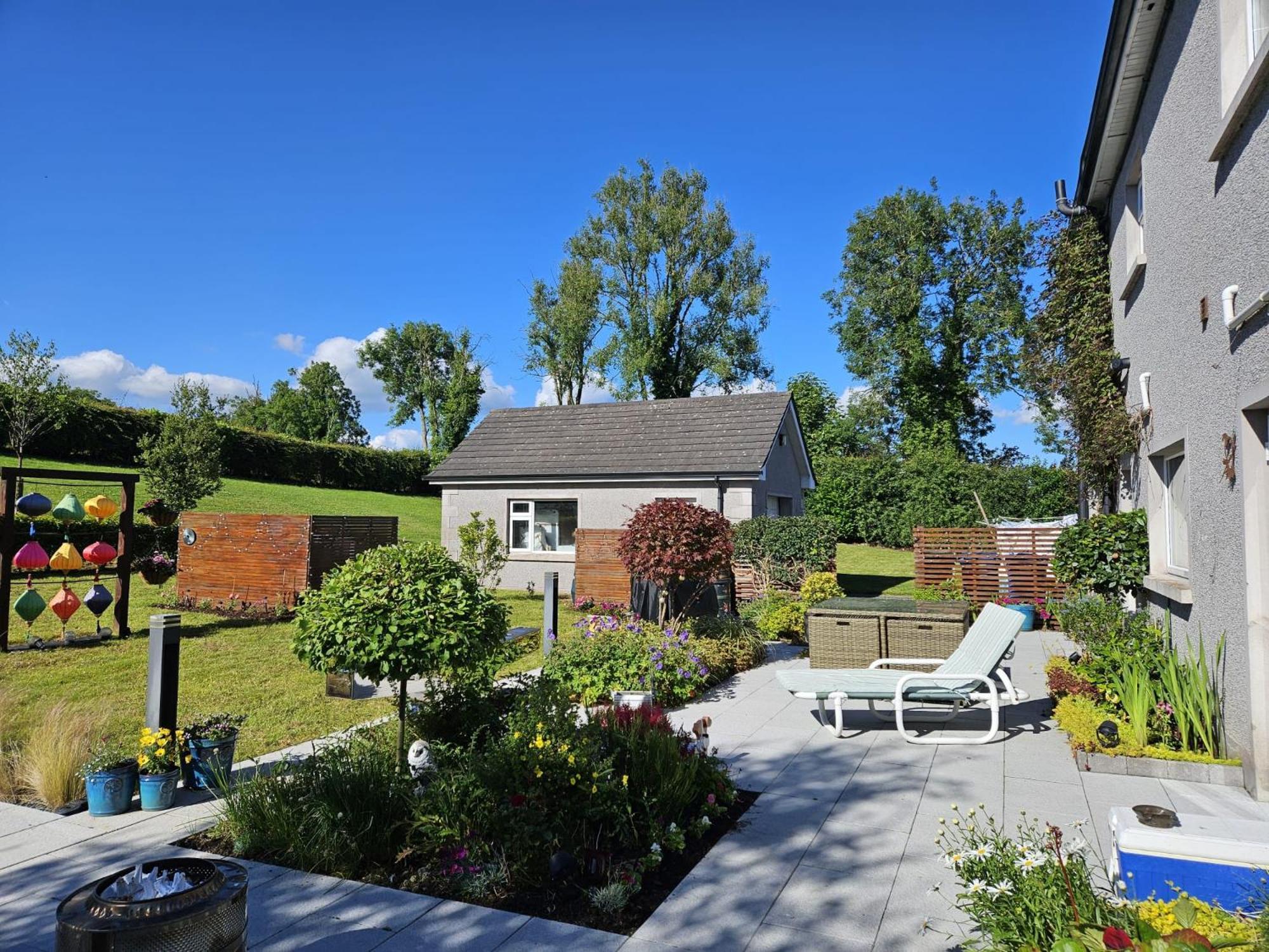 Lynster House Hotel Monaghan Bagian luar foto